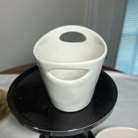 Rae Dunn condiment dish set- Tasty, Delish, Yum - Picture 5 of 9